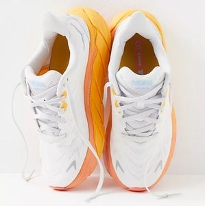 NEW HOKA One One Arahi 6 Running Shoe